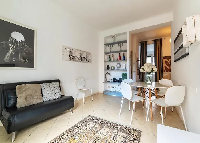 Vatican Corner Family Apartment *